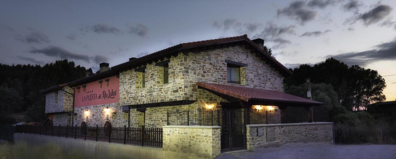 San Leonardo de Yagüe Casa Rural La Puerta Del Rio Lobos מראה חיצוני תמונה